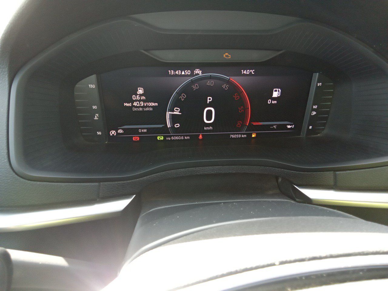 Skoda Karoq 2.0 Tdi 110kw (150cv) Dsg 4x4 Ambition - Foto 2