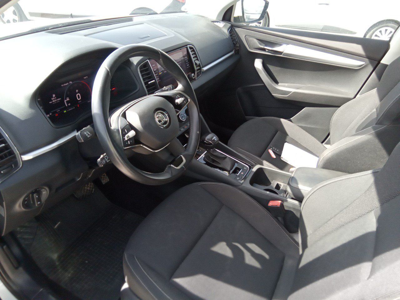 Skoda Karoq 2.0 Tdi 110kw (150cv) Dsg 4x4 Ambition - Foto 2