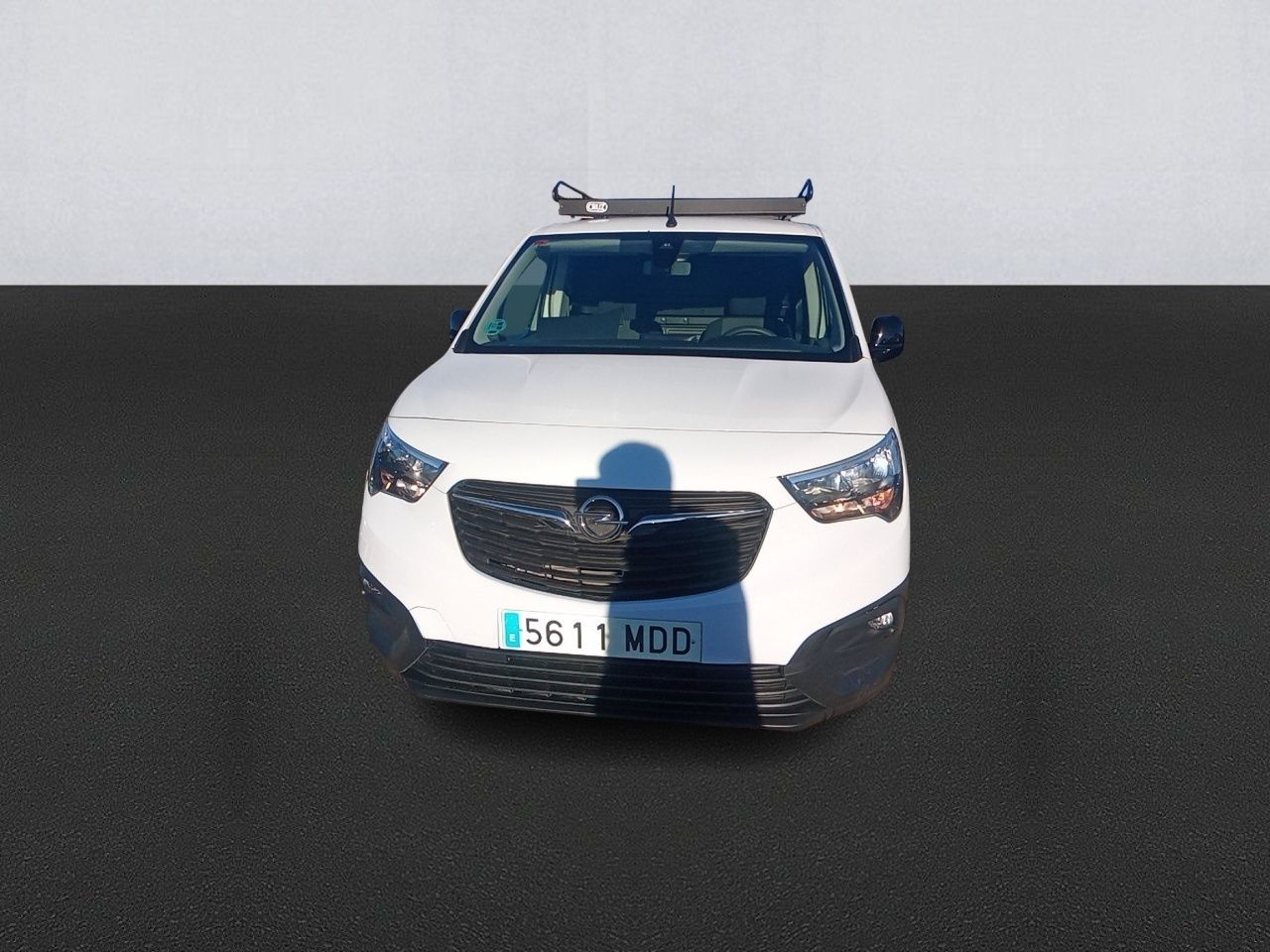 Opel Combo Cargo L 650kg Diesel 1.5 100hp S&s Mt E6 - Foto 2