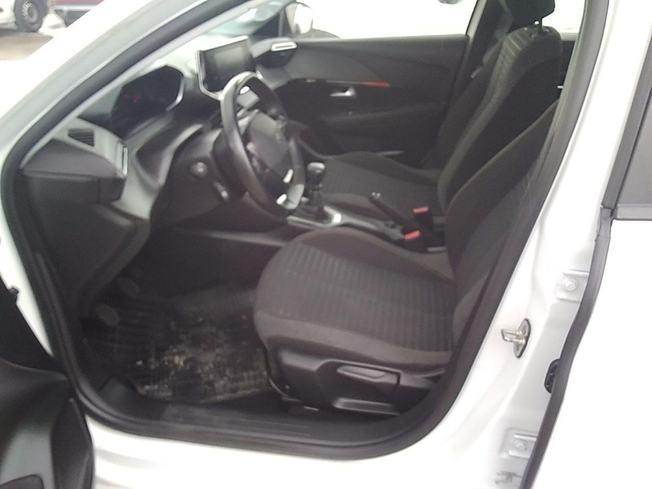 Peugeot 208 Bluehdi 73kw (100cv) Active - Foto 2