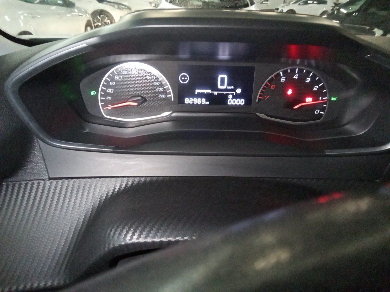 Peugeot 2008 Active Bluehdi 81kw (110cv) - Foto 2