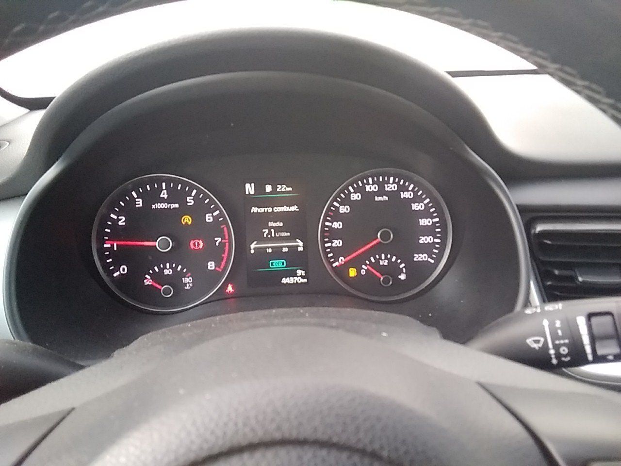 Kia Stonic 1.0 T-gdi 74kw (100cv) Mhev Imt Concept - Foto 2