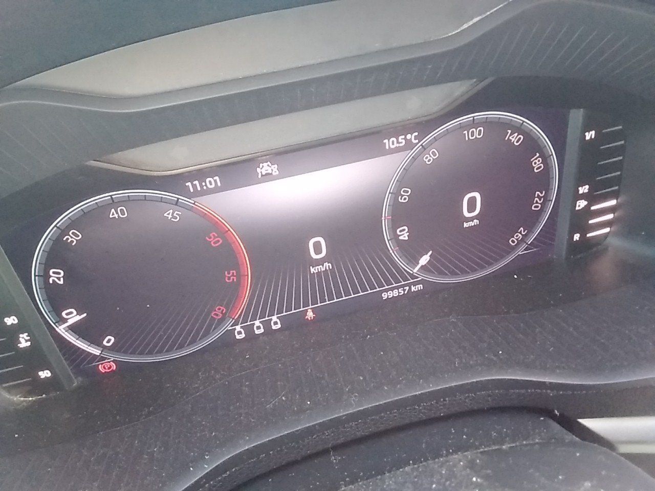 Skoda Karoq 2.0 Tdi 85kw (115cv) Ambition - Foto 2