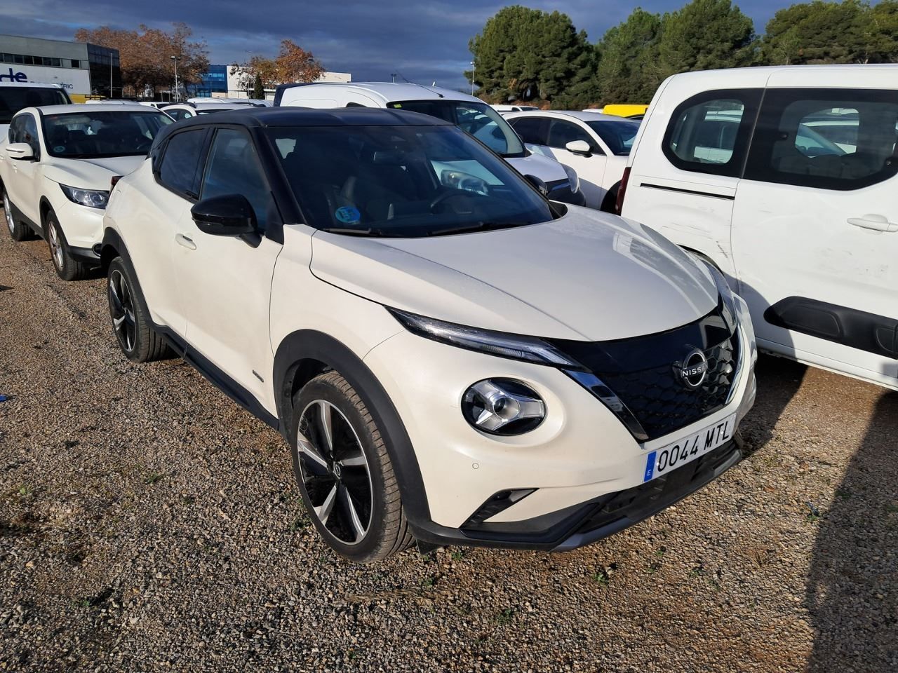 Nissan Juke 1.6 Hybrid 105kw (145cv) N-design Black - Foto 2