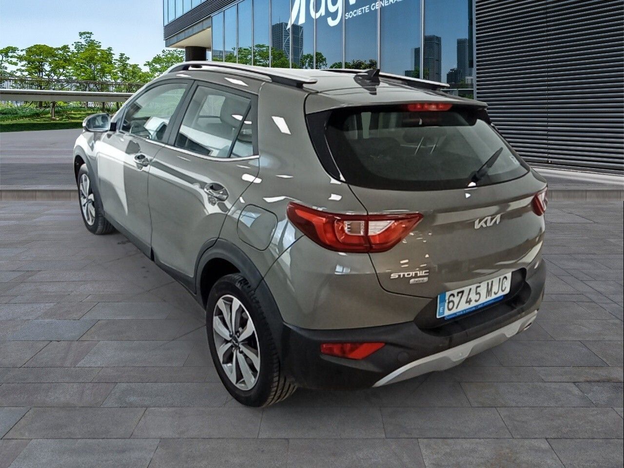 Kia Stonic 1.0 T-gdi 88kw (120cv) Mhev Imt Drive - Foto 2