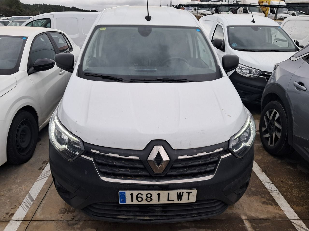 Renault Express Confort 1.5 Blue Dci 55 Kw (75 Cv) - Foto 2