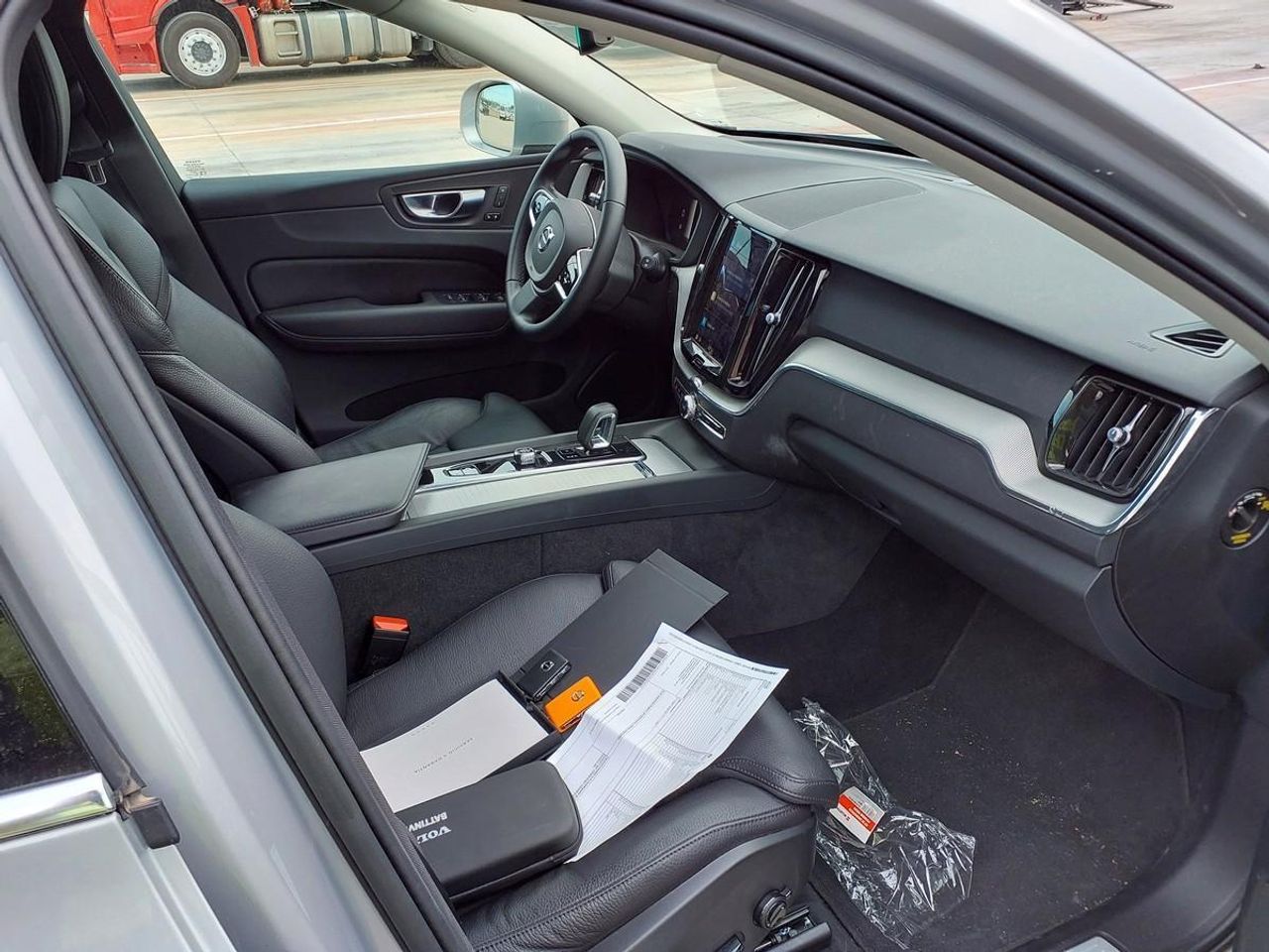 Volvo Xc60 2.0 B4 D Plus Bright Auto - Foto 2