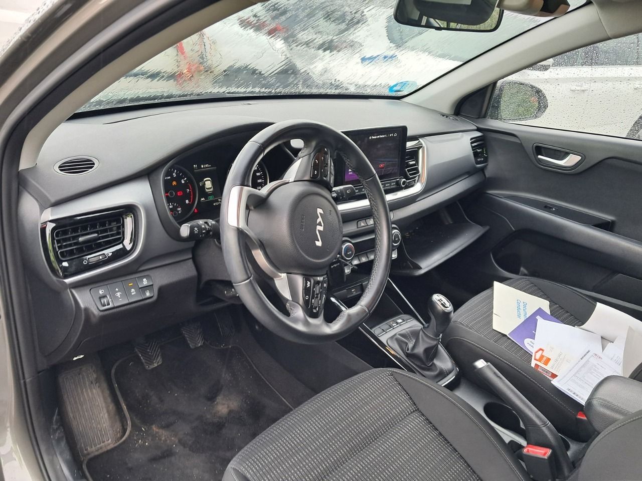 Kia Stonic 1.0 T-gdi 88kw (120cv) Mhev Imt Drive - Foto 2