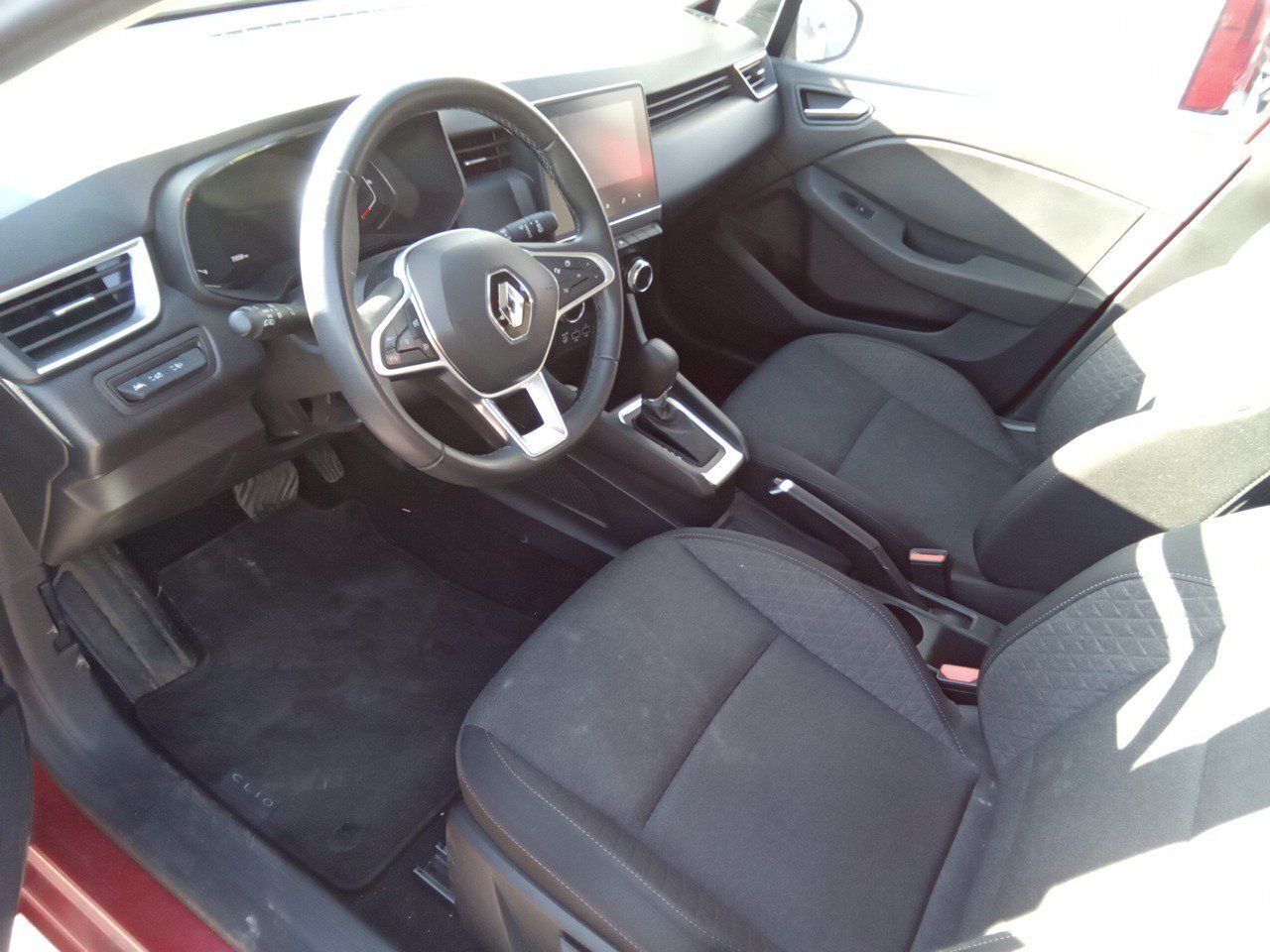 Renault Clio Equilibre E-tech Híbrido 104 Kw (140cv) - Foto 2