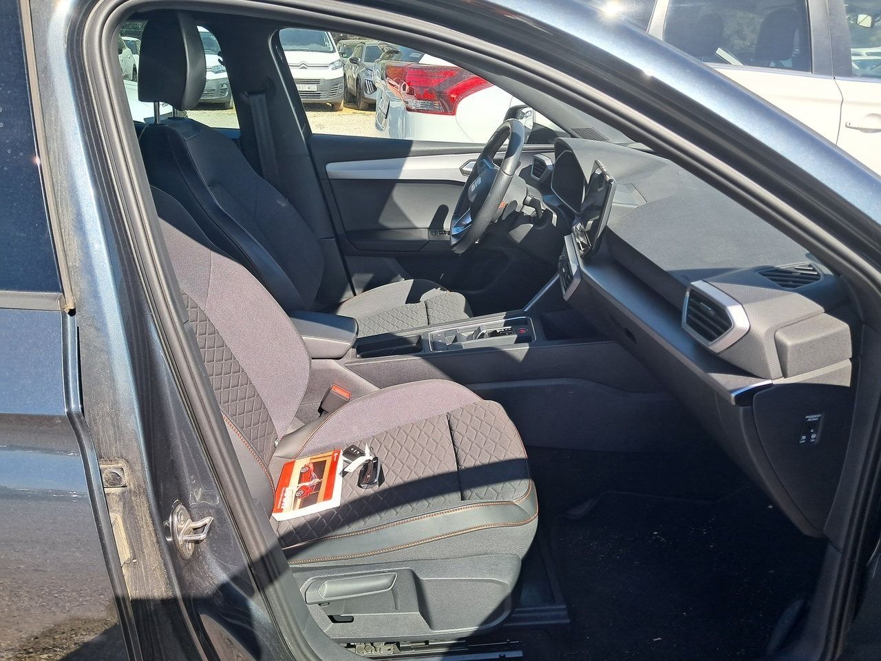 Seat Leon Sp 1.5 Etsi 110kw Dsg S&s Fr Go L - Foto 2