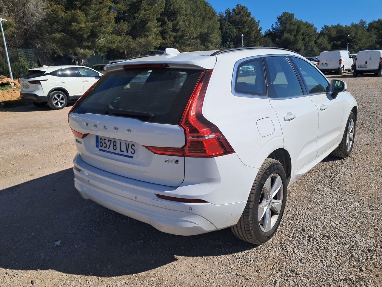 Volvo Xc60 2.0 B4 D Awd Momentum Pro Auto - Foto 2