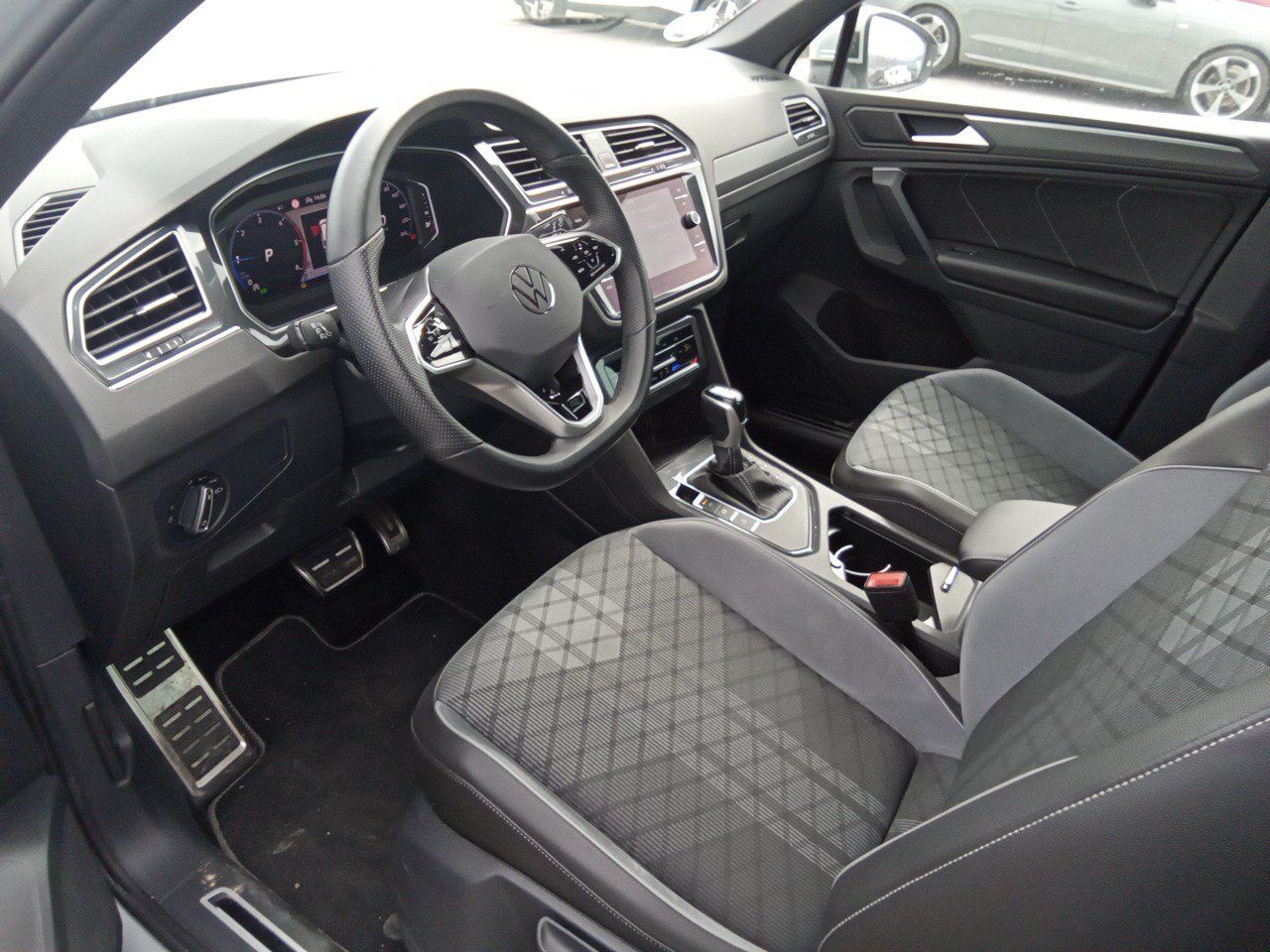 Volkswagen Tiguan R-line 2.0 Tdi 110kw (150cv) Dsg - Foto 2