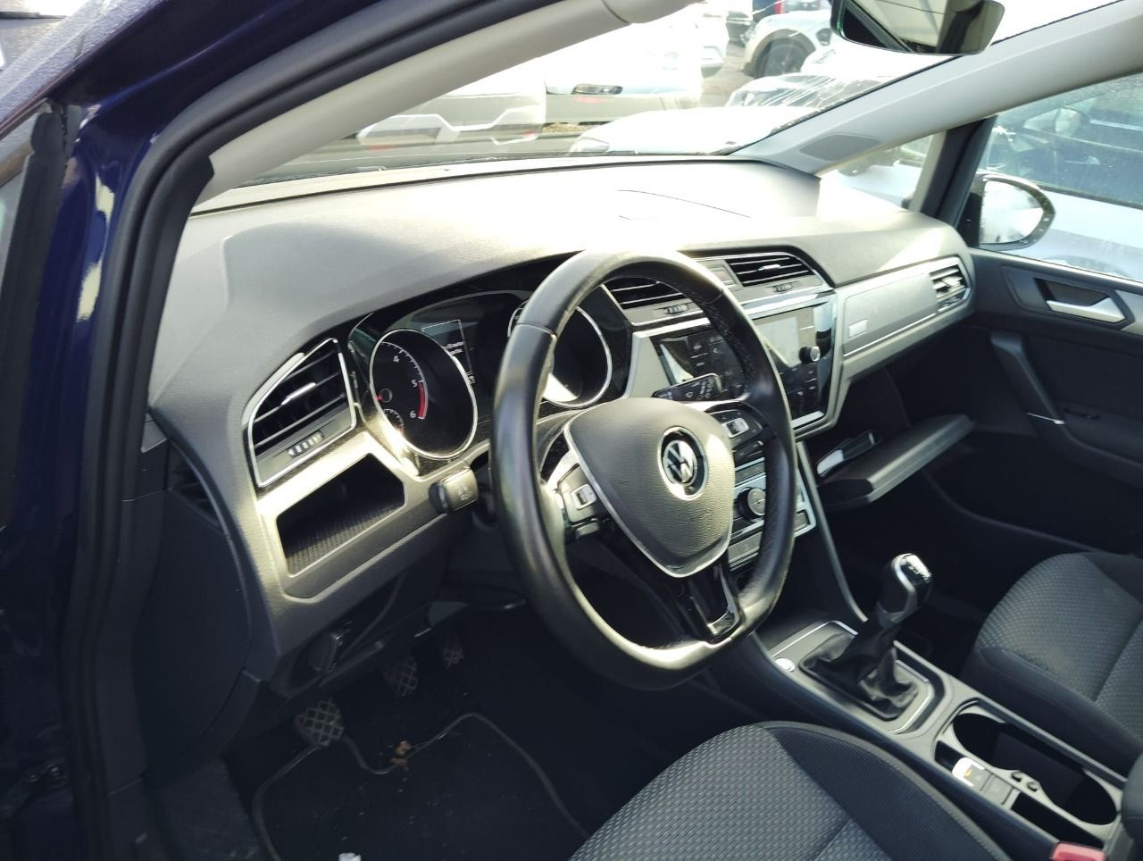 Volkswagen Touran Advance 2.0 Tdi 90kw (122cv) - Foto 2