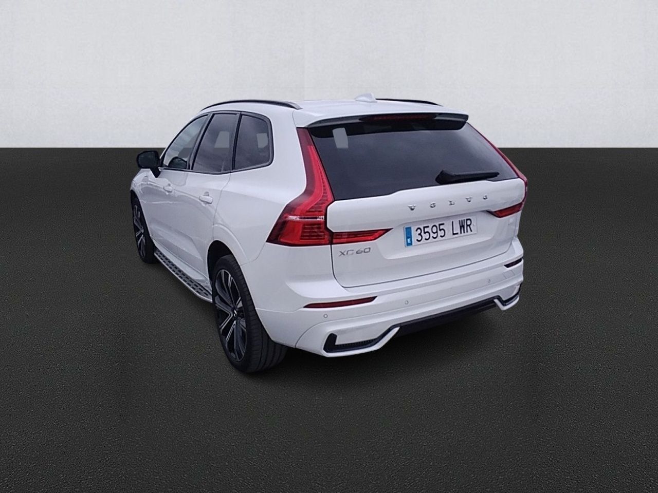 Volvo Xc60 2.0 T6 Awd Recharge R-design Auto - Foto 2