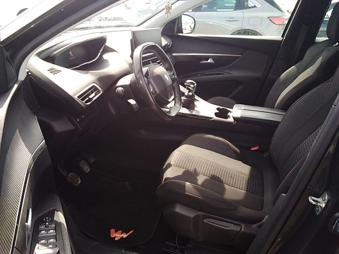 Peugeot 3008 1.5 Bluehdi 96kw (130cv) S&s Active Pack - Foto 2