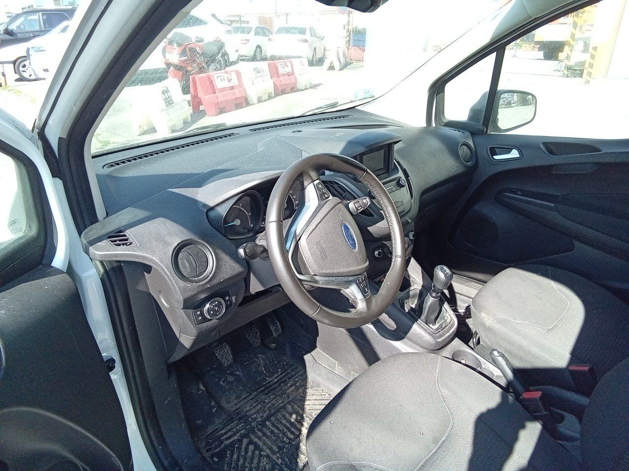 Ford Transit Courier Van 1.5 Tdci 71kw Trend - Foto 2