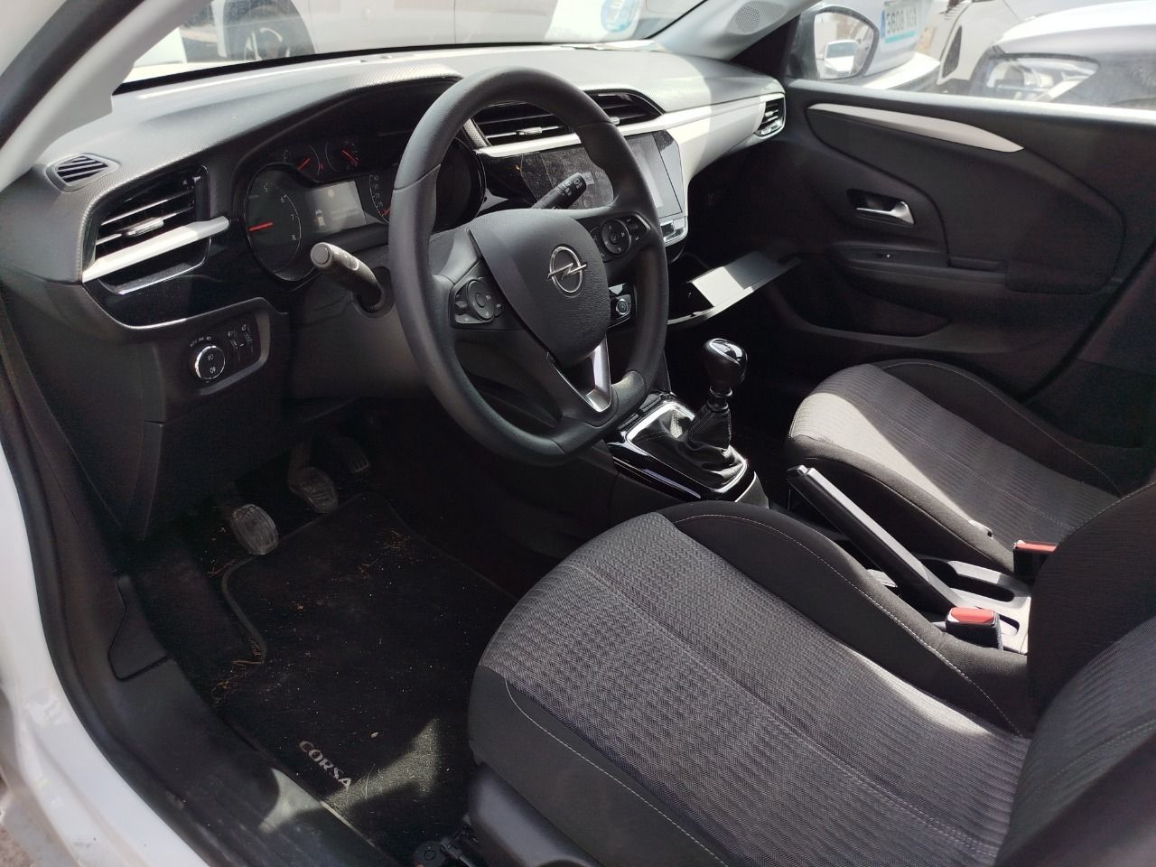 Opel Corsa 1.2t Xhl 74kw (100cv) Edition - Foto 2