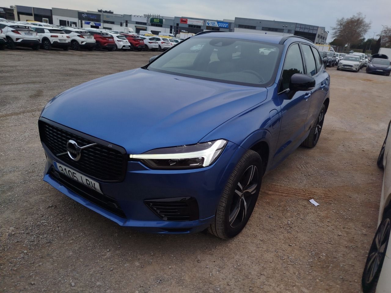 Volvo Xc60 2.0 T6 Awd Recharge R-design Auto - Foto 2