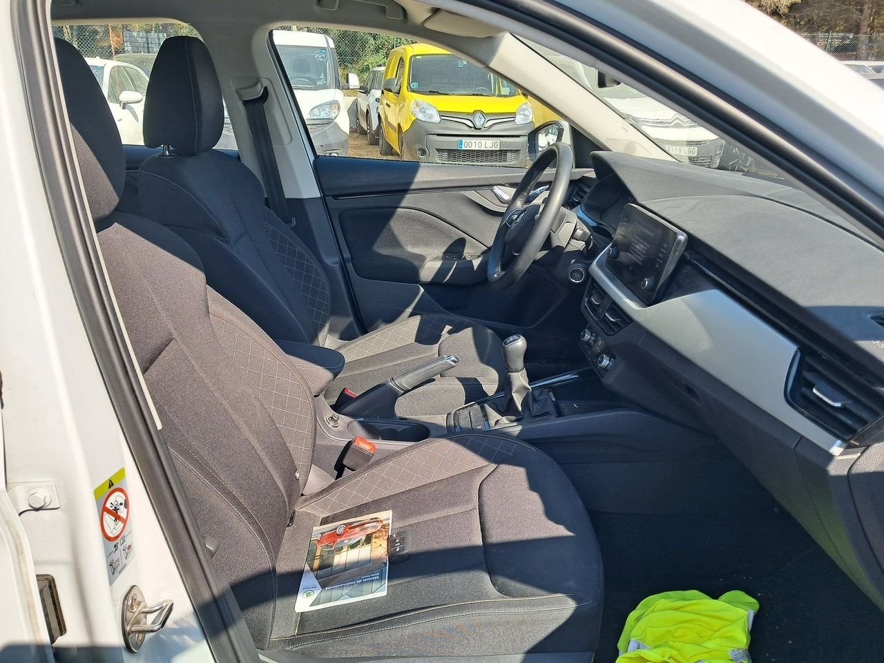 Skoda Kamiq 1.0 Tsi 85kw (115cv) Selection - Foto 2