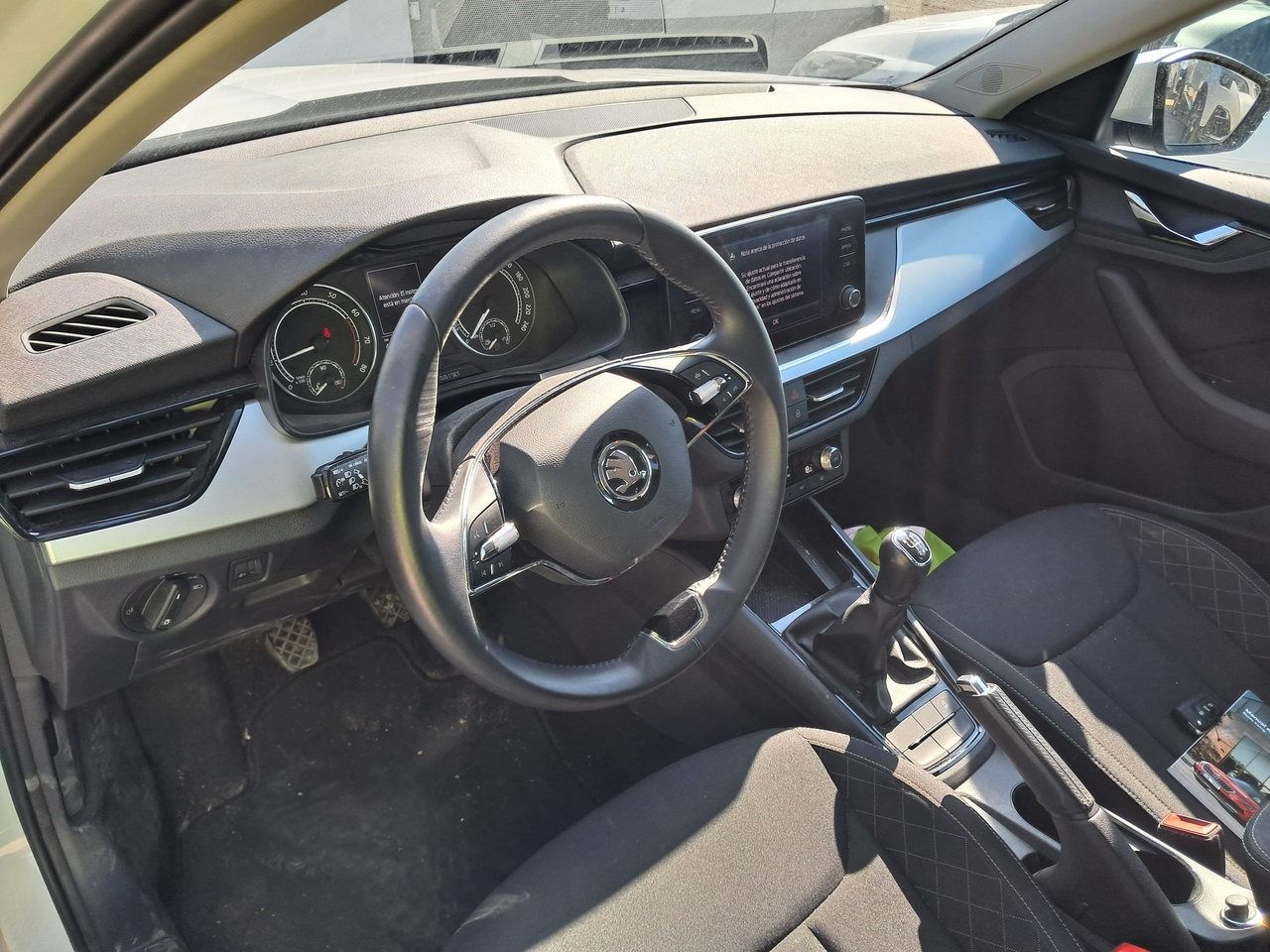 Skoda Kamiq 1.0 Tsi 85kw (115cv) Selection - Foto 2