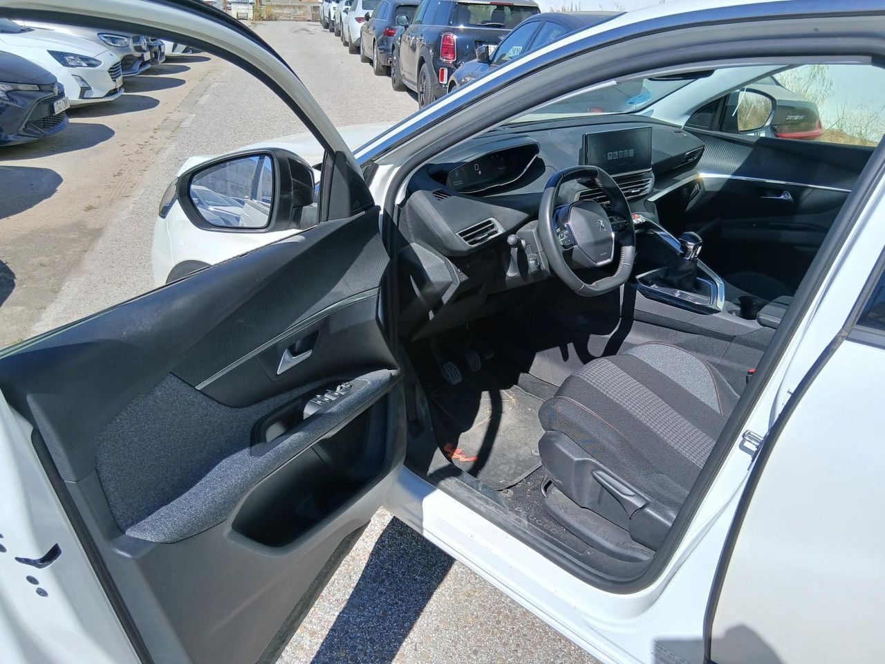 Peugeot 3008 1.5 Bluehdi 96kw (130cv) S&s Active Pack - Foto 2