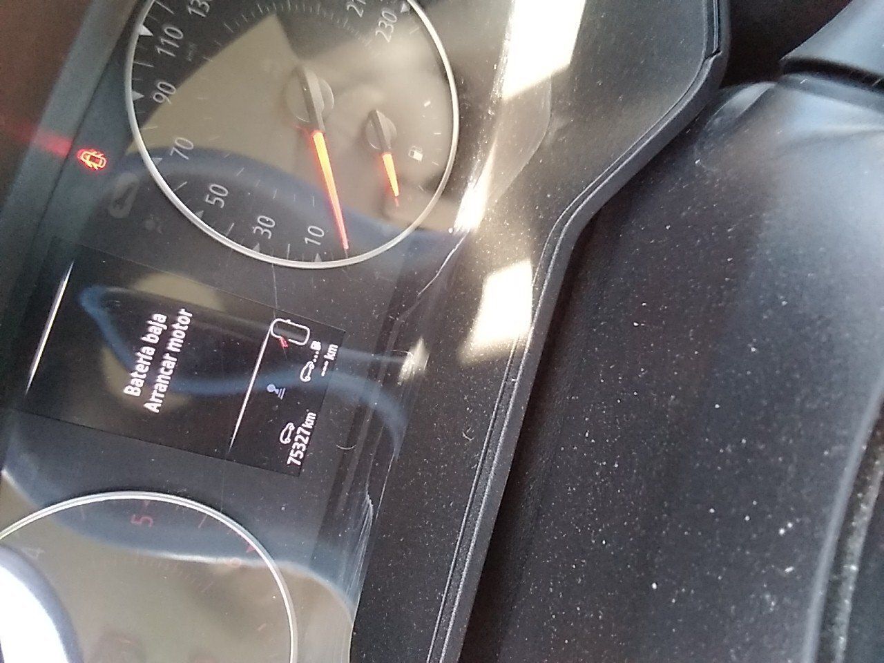 Renault Clio Equilibre Blue Dci 74kw (100cv) - Foto 2