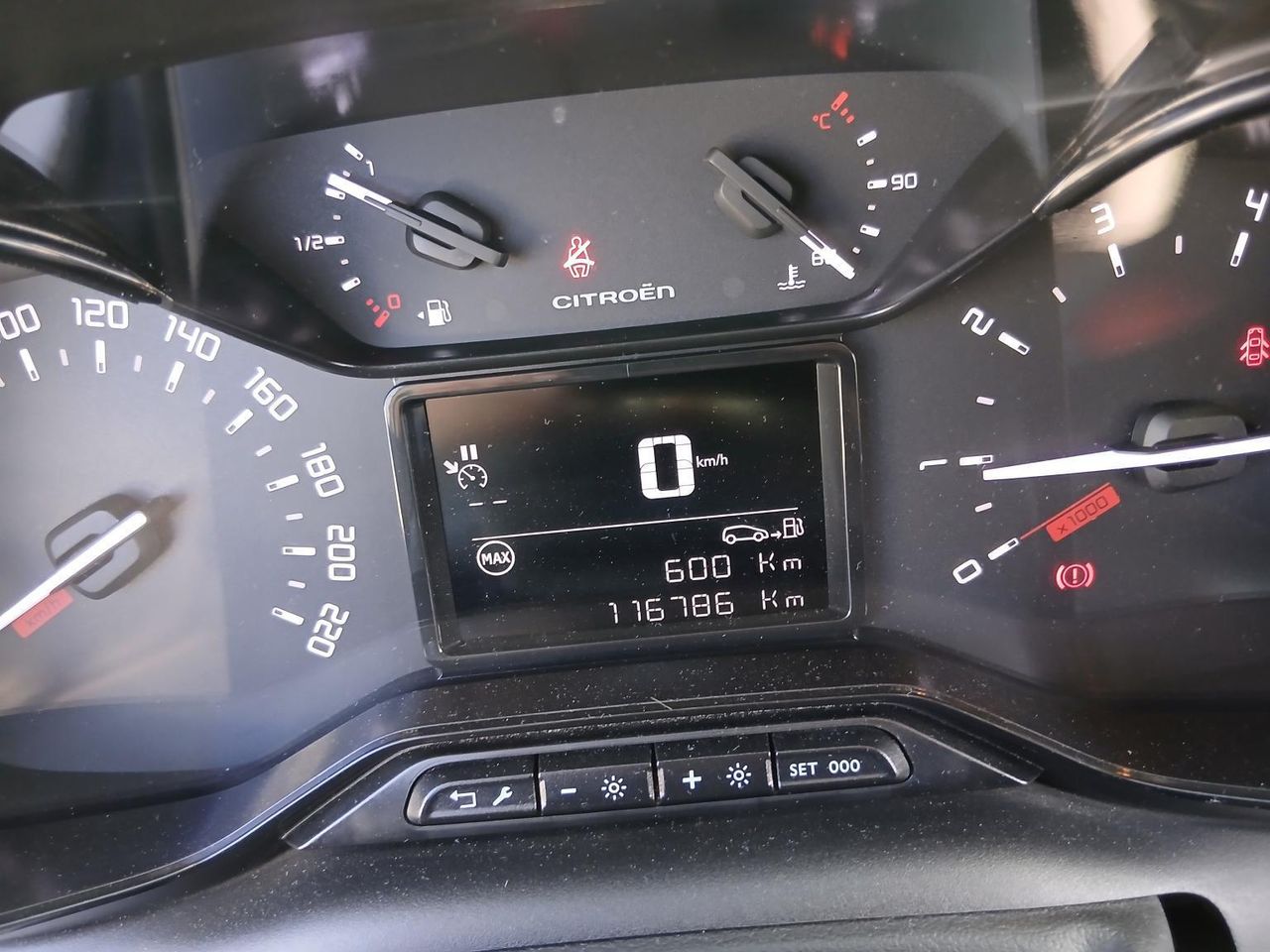 Citroen C3 Aircross Bluehdi 81kw (110cv) S&s Feel Pack - Foto 2