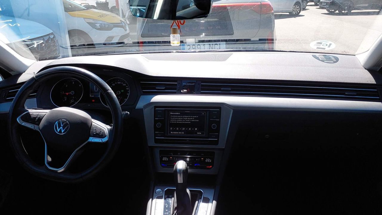 Volkswagen Passat Variant Business 2.0 Tdi 90kw(122cv) Dsg - Foto 2