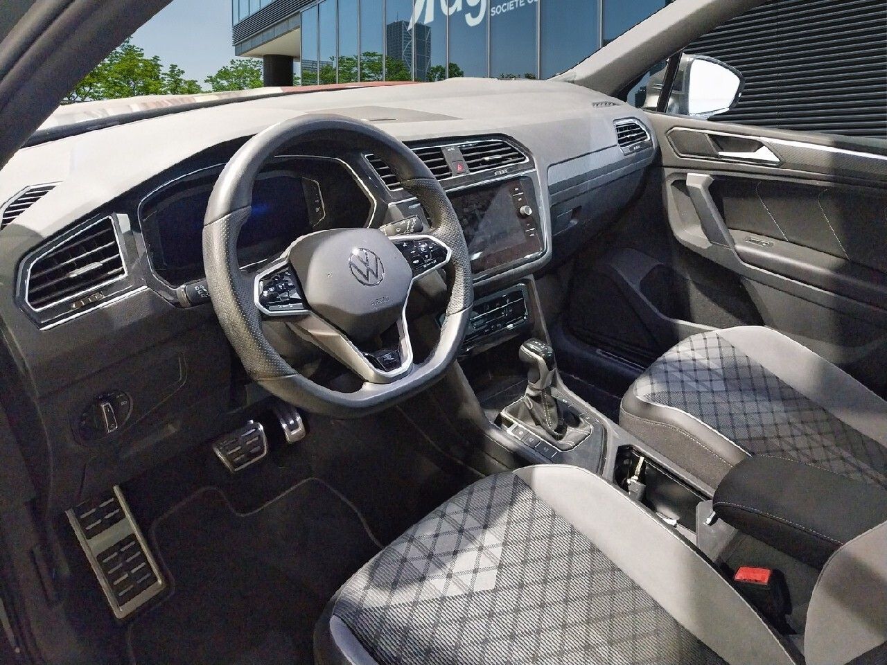 Volkswagen Tiguan R-line 2.0 Tdi 110kw (150cv) Dsg - Foto 2