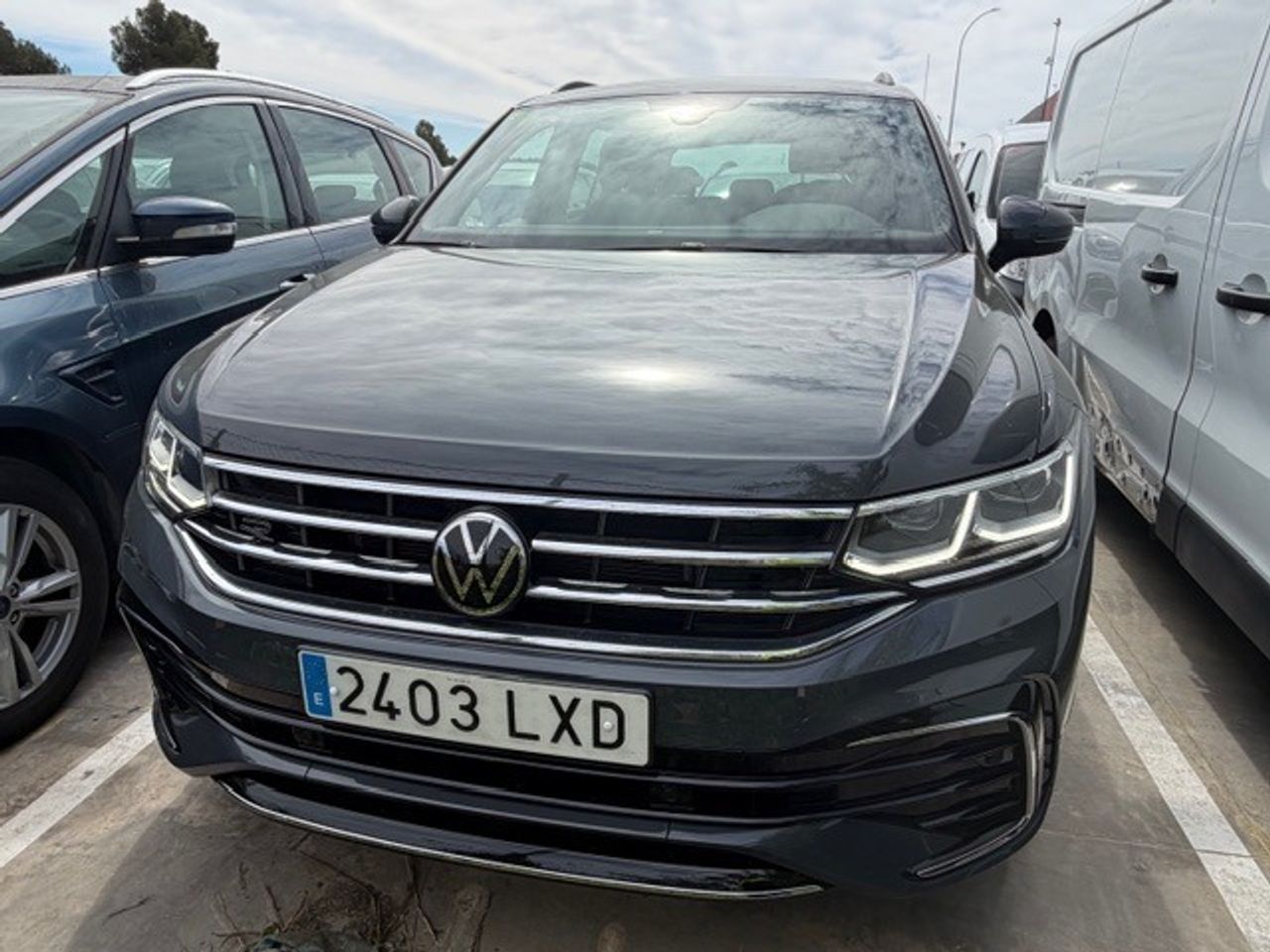Volkswagen Tiguan R-line 2.0 Tdi 110kw (150cv) Dsg - Foto 2