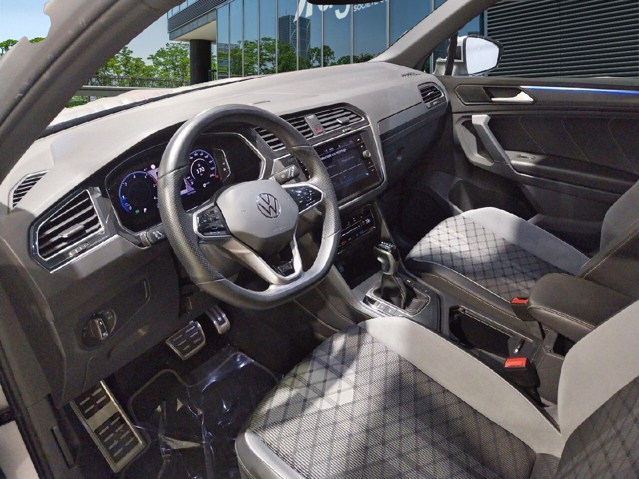 Volkswagen Tiguan R-line 2.0 Tdi 110kw (150cv) Dsg - Foto 2