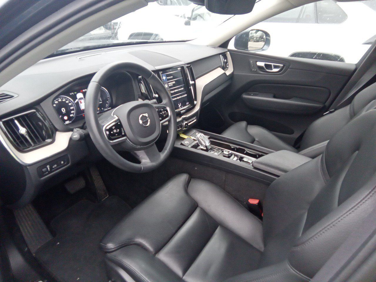 Volvo Xc60 2.0 T8 Awd Recharge Inscription Auto - Foto 2