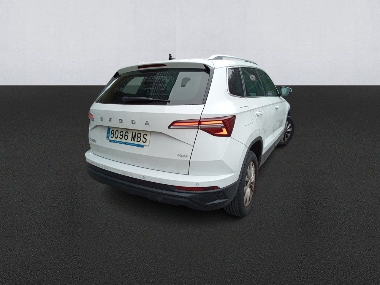 Skoda Karoq 2.0 Tdi 110kw (150cv) Dsg 4x4 Ambition - Foto 2