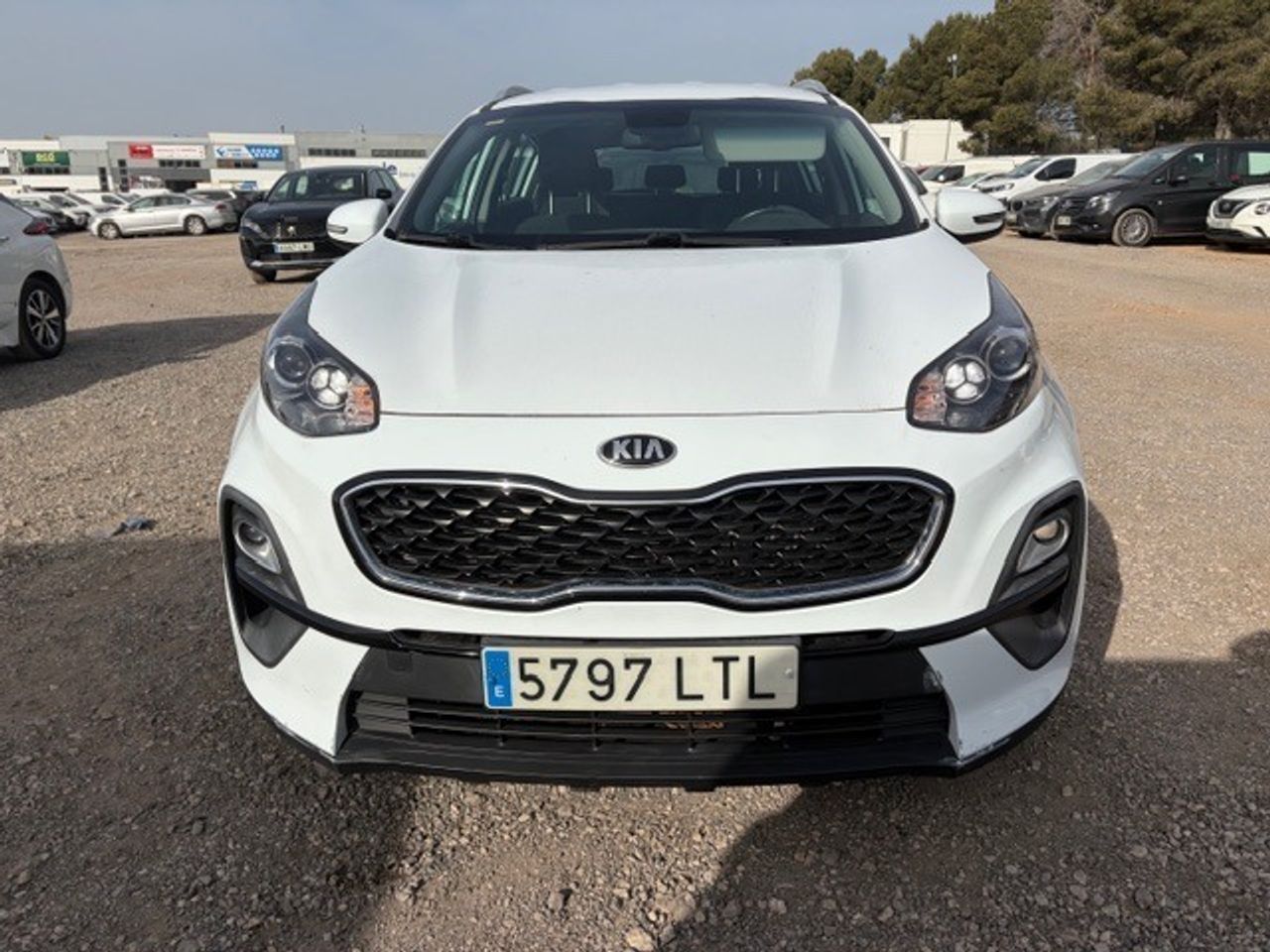 Kia Sportage 1.6 Mhev Business 100kw (136cv) 4x4 - Foto 2