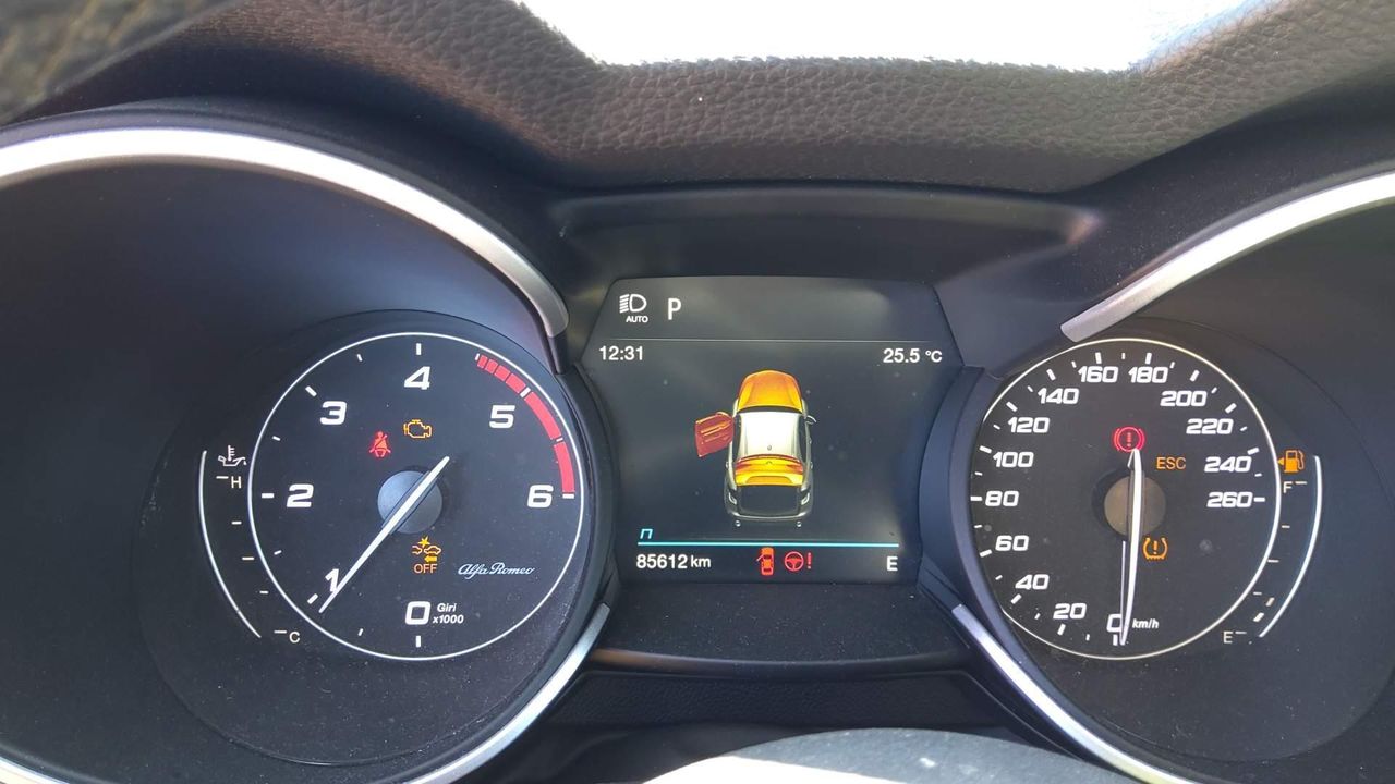 Alfa Romeo Stelvio 2.2 Diésel 140kw (190cv) Sprint Rwd - Foto 2