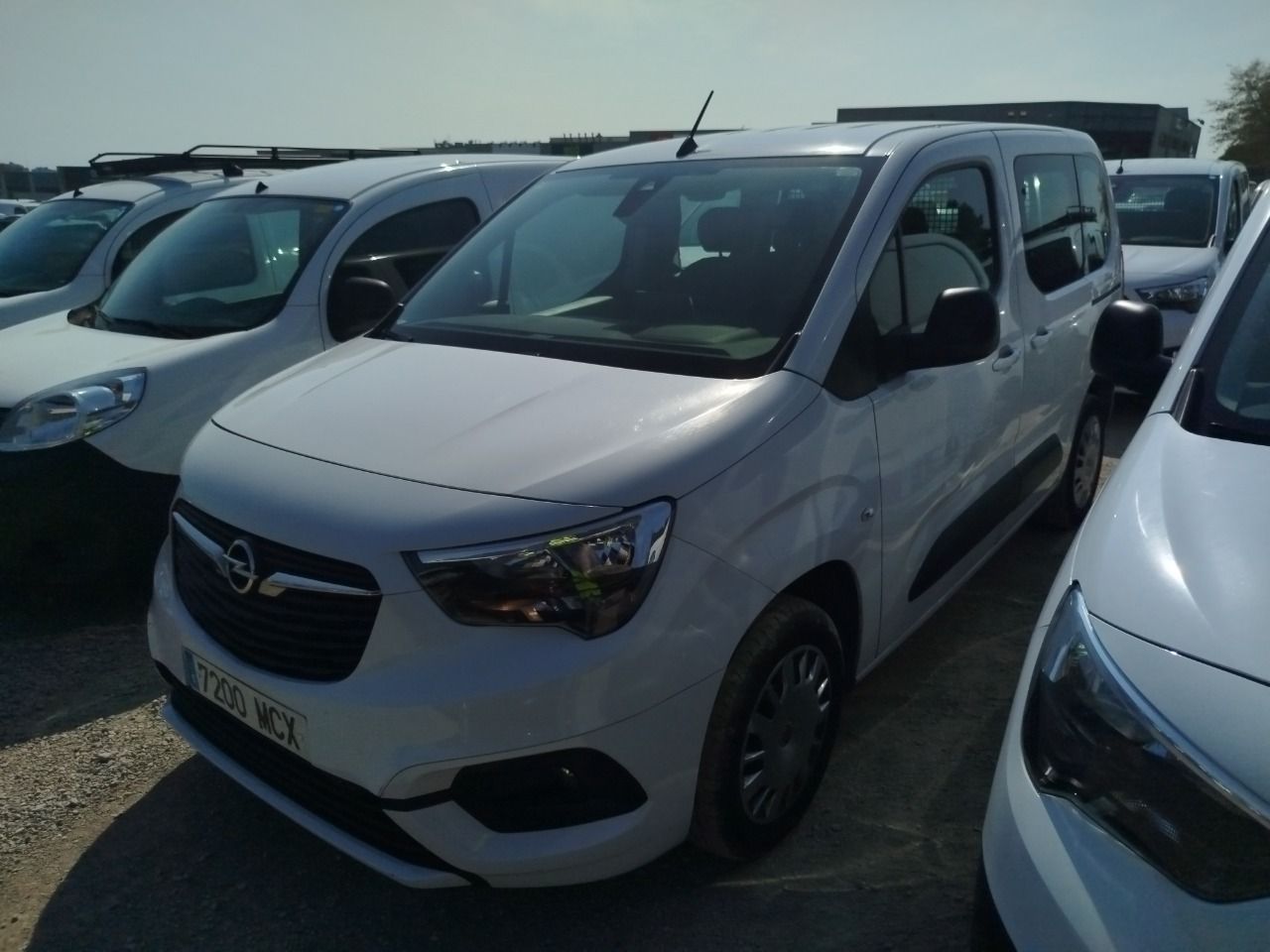 Opel Combo 1.5 Td 75kw Business Edition Plus L1 N1 - Foto 2