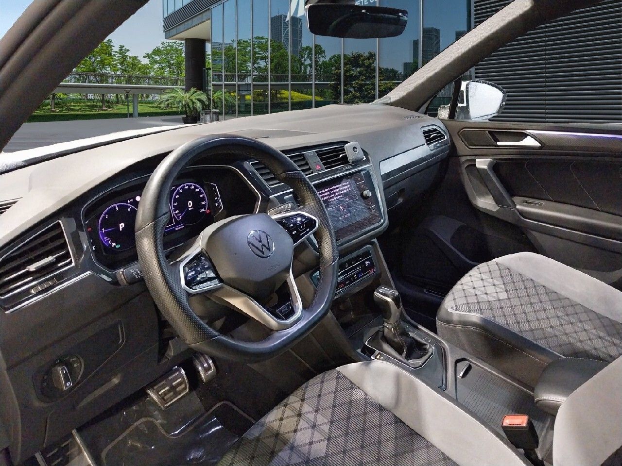 Volkswagen Tiguan R-line 2.0 Tdi 110kw (150cv) Dsg - Foto 2