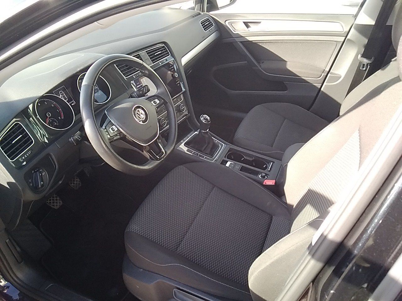 Volkswagen Golf Last Edition 1.5 Tsi Evo 96kw (130cv) - Foto 2