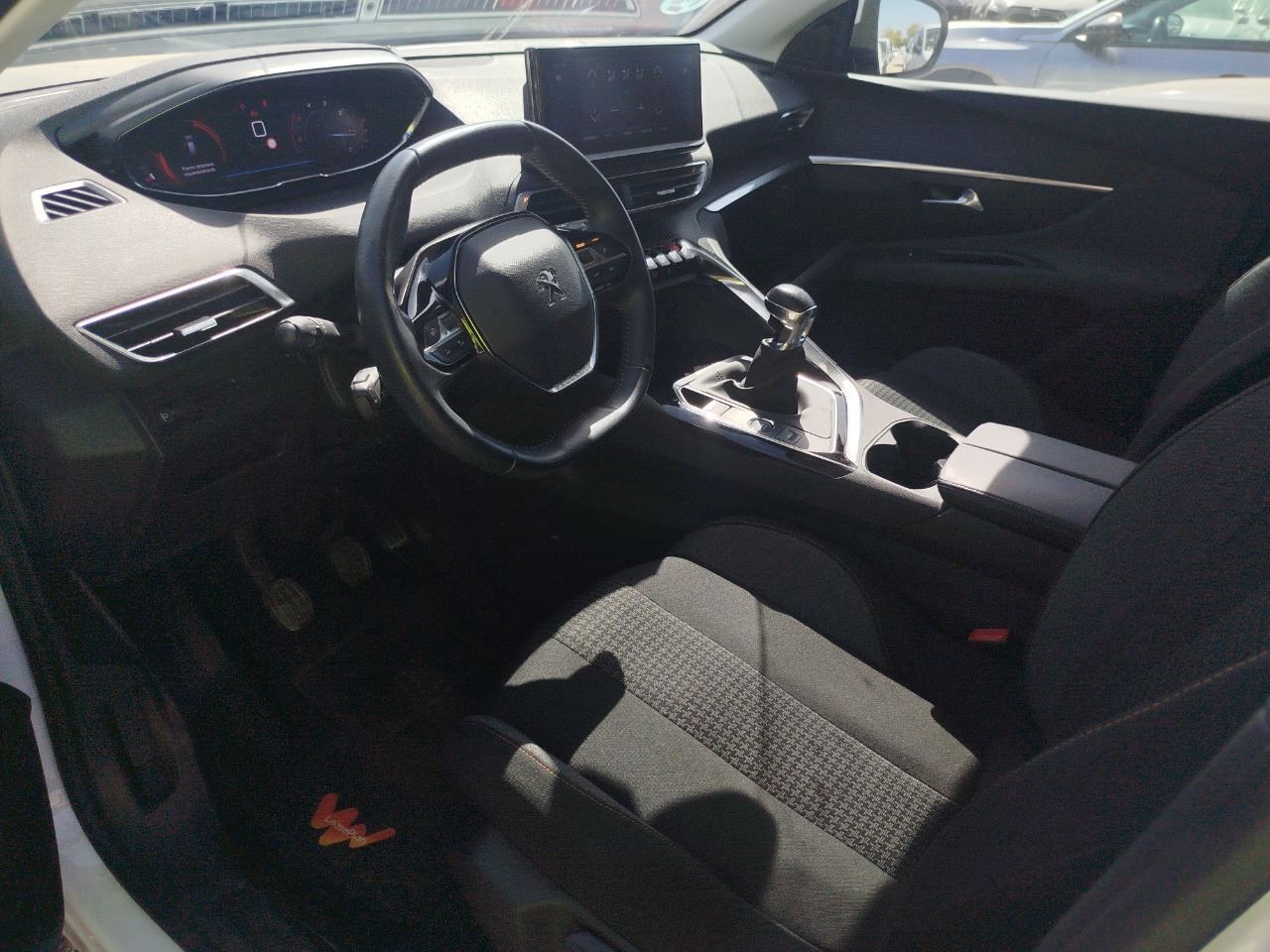 Peugeot 3008 1.5 Bluehdi 96kw (130cv) S&s Active Pack - Foto 2