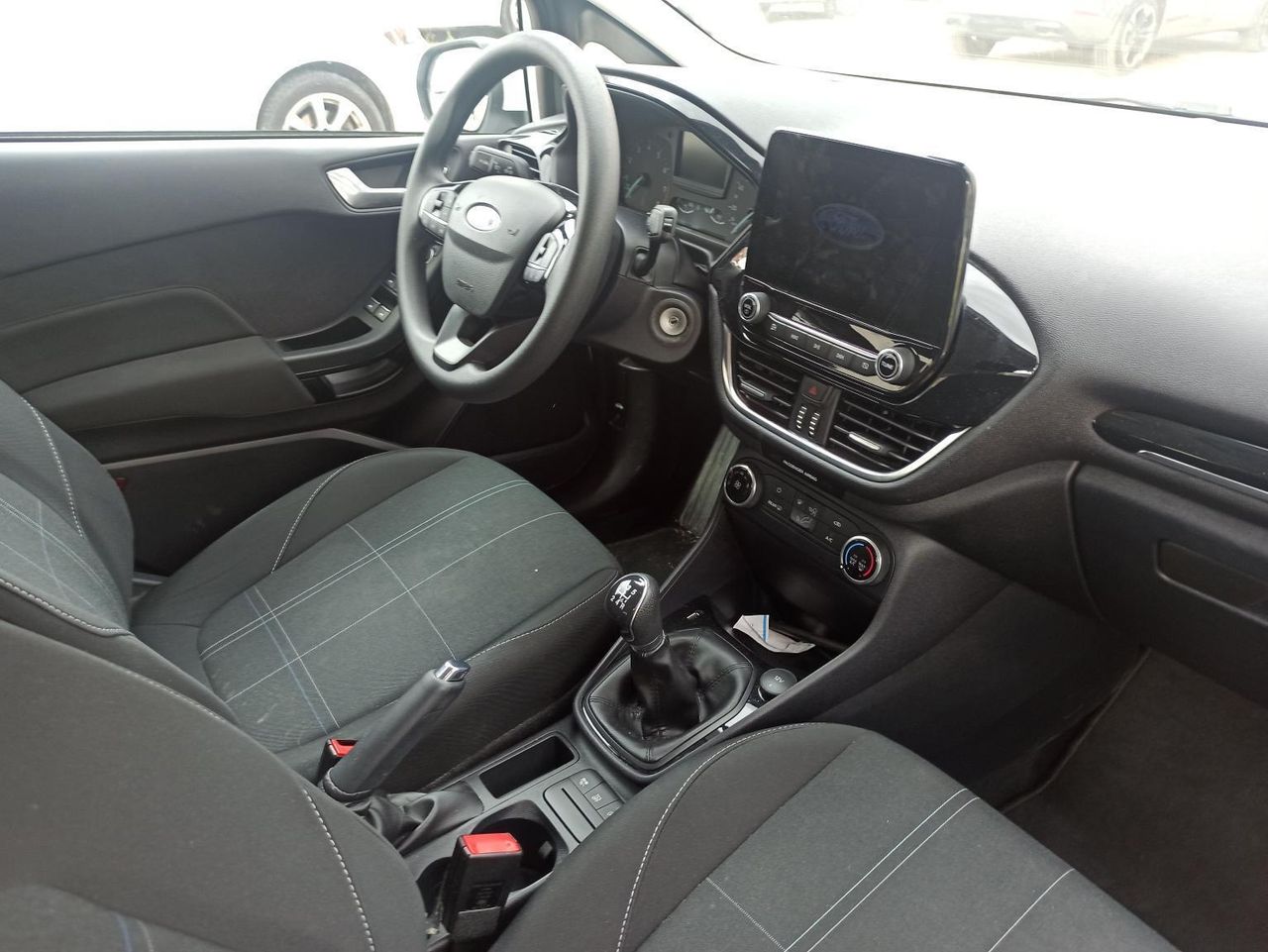 Ford Fiesta 1.1 Ti-vct 55kw (75cv) Trend 5p - Foto 2