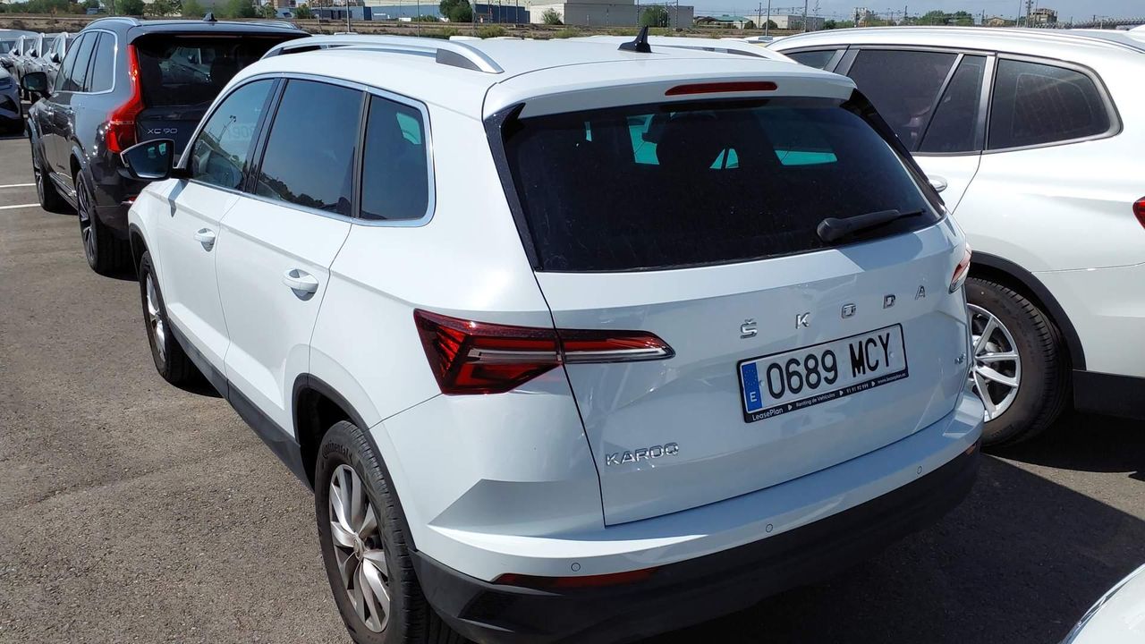 Skoda Karoq 2.0 Tdi 110kw (150cv) Dsg 4x4 Ambition - Foto 2