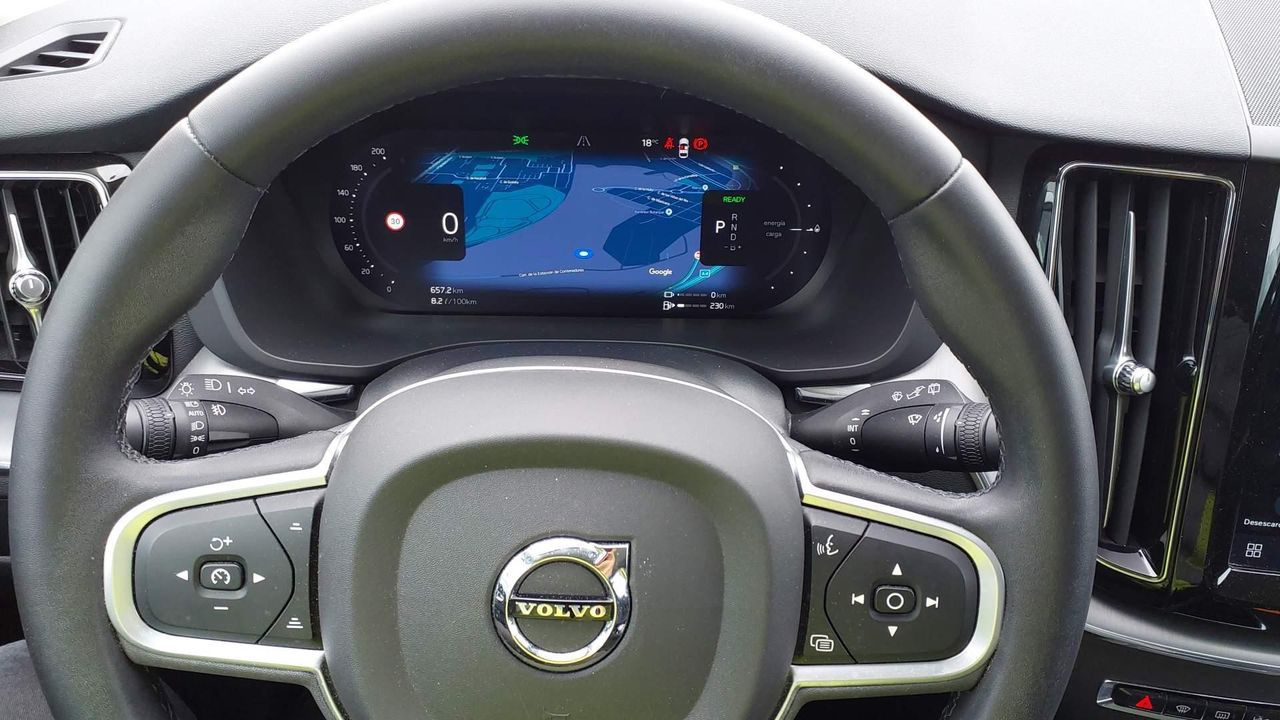 Volvo Xc60 2.0 T6 Awd Recharge Core Auto - Foto 2