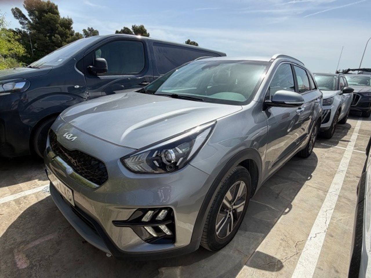 Kia Niro 1.6 Gdi Hev 104kw (141cv) Drive - Foto 2