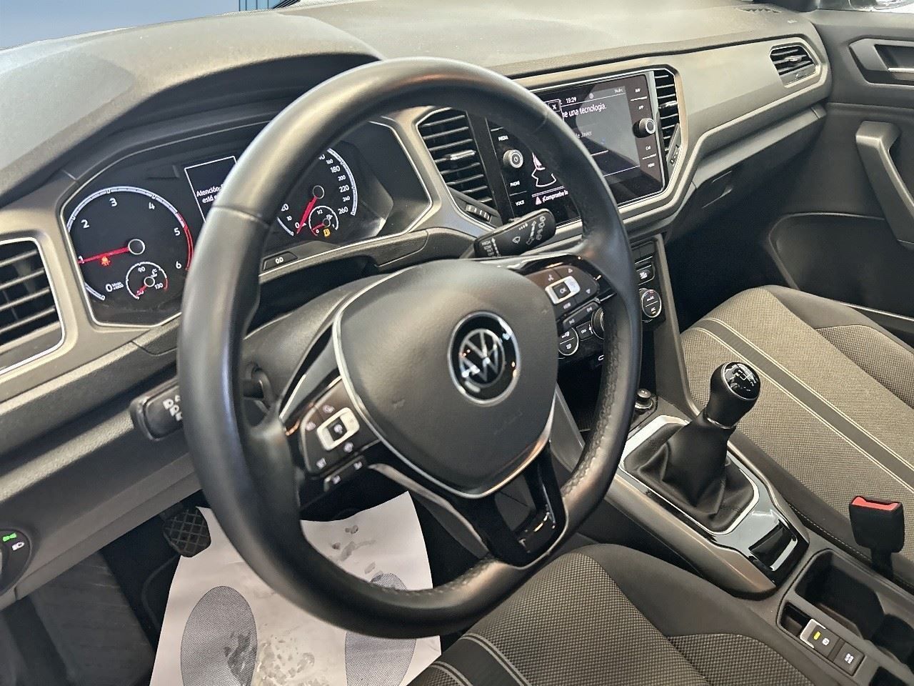 Volkswagen T-roc Advance 2.0 Tdi 85kw (115cv) - Foto 2