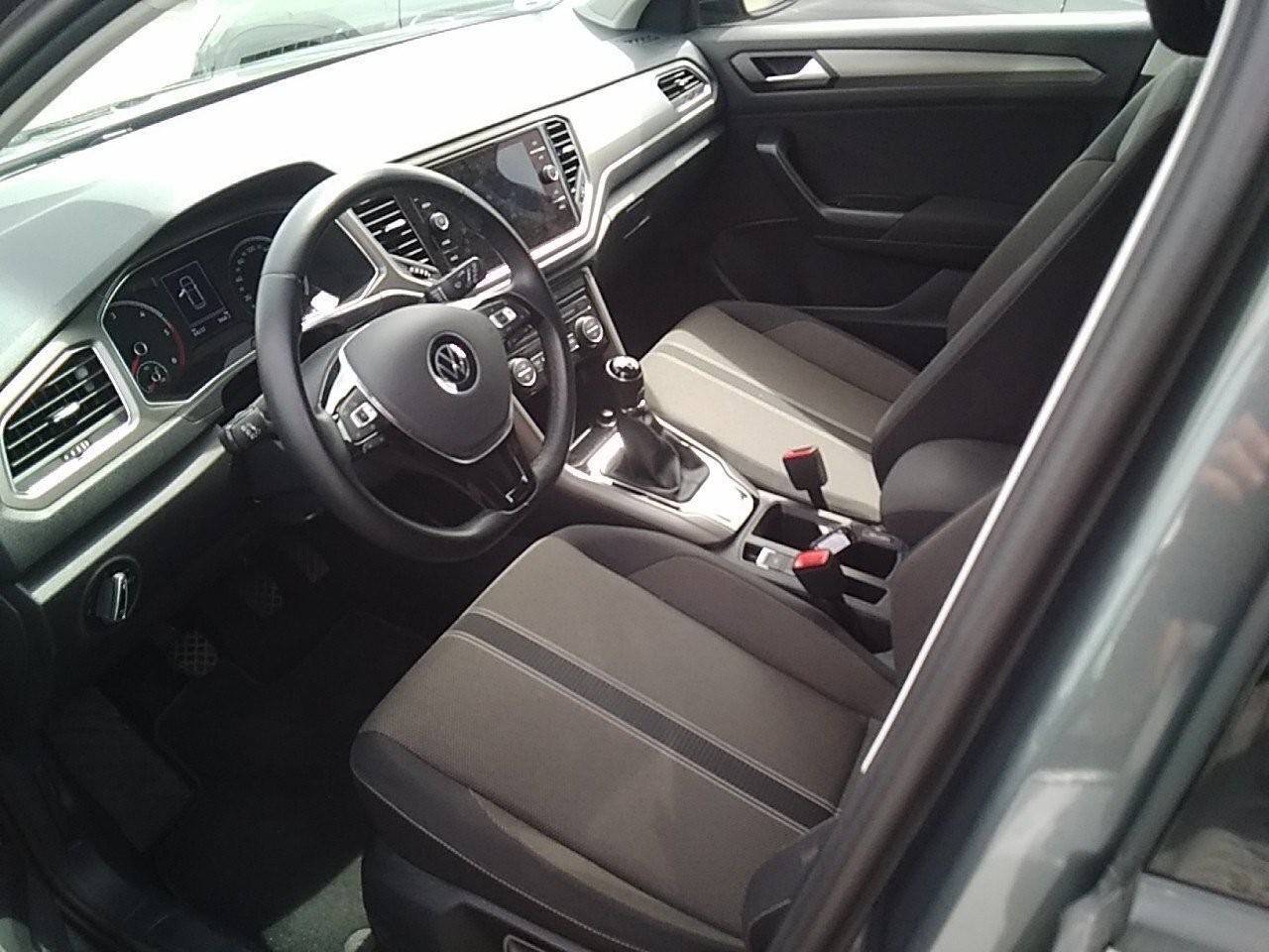 Volkswagen T-roc Advance 2.0 Tdi 85kw (115cv) - Foto 2