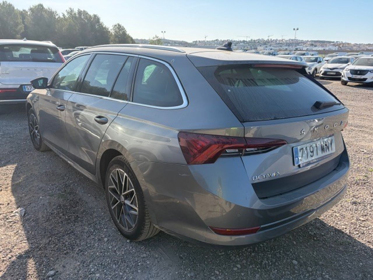 Skoda Octavia Combi 2.0 Tdi 110kw(150cv) Dsg Selection - Foto 2
