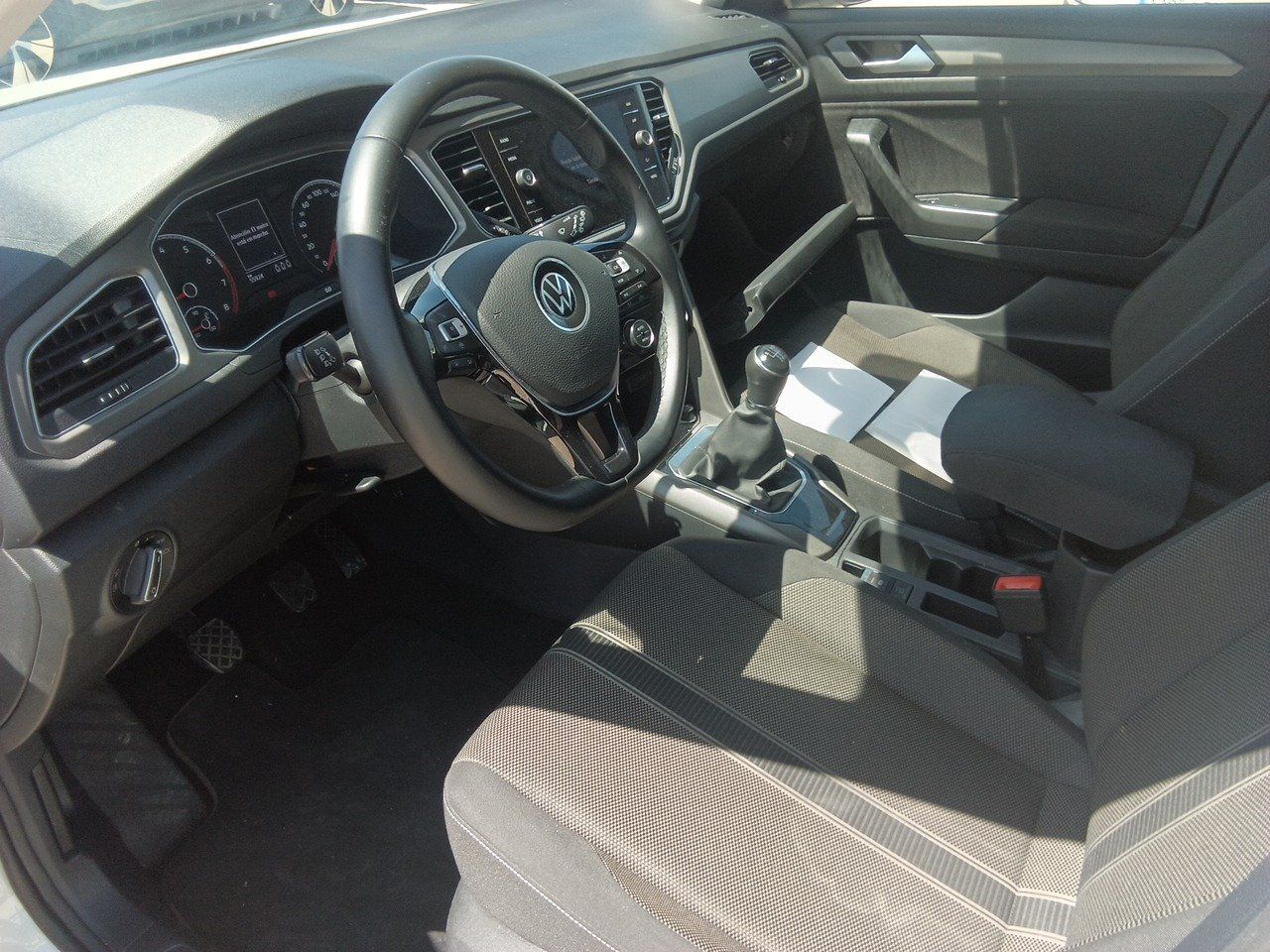 Volkswagen T-roc (o) Advance R-line 1.0 Tsi 81kw (110cv) - Foto 2