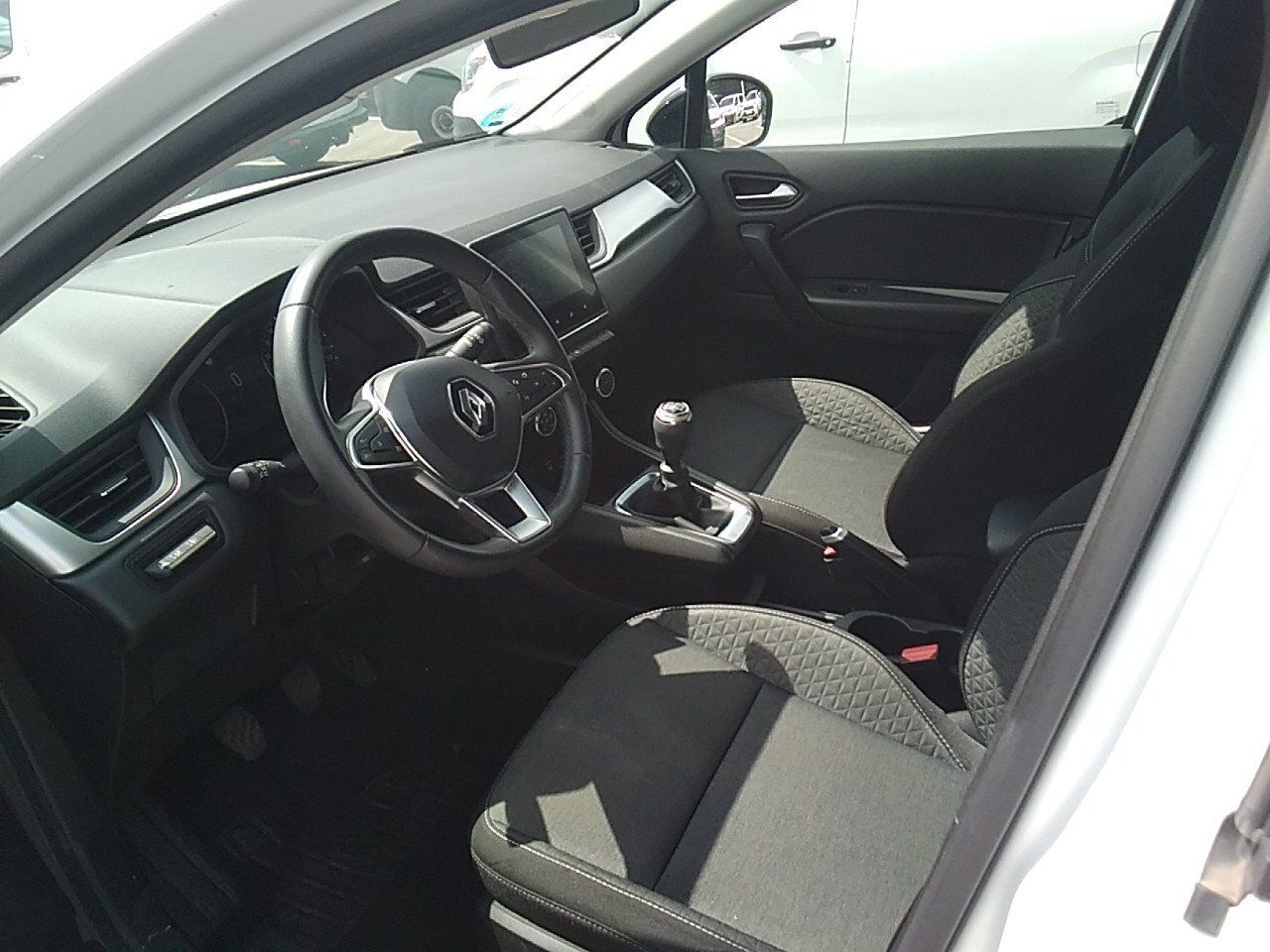 Renault Captur Intens Tce 140cv Gpf Micro Híbrido - Foto 2