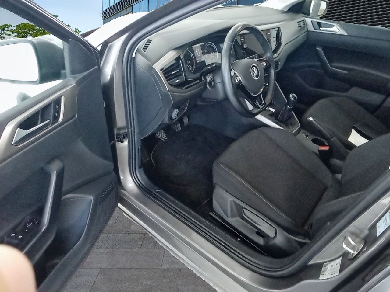 Volkswagen Polo Advance 1.0 Tsi 70kw (95cv) - Foto 2