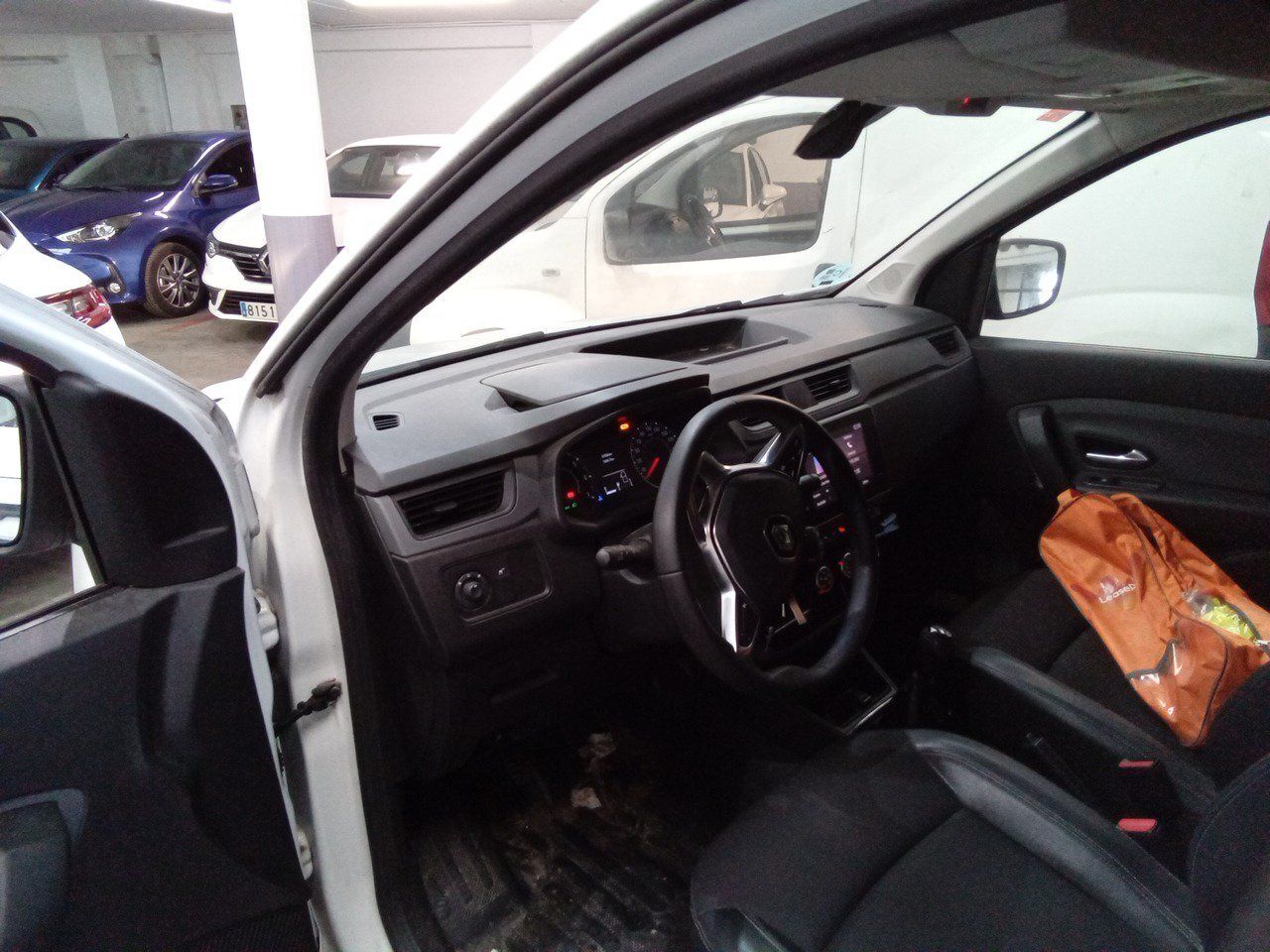 Renault Express Confort 1.5 Blue Dci 55 Kw (75 Cv) - Foto 2